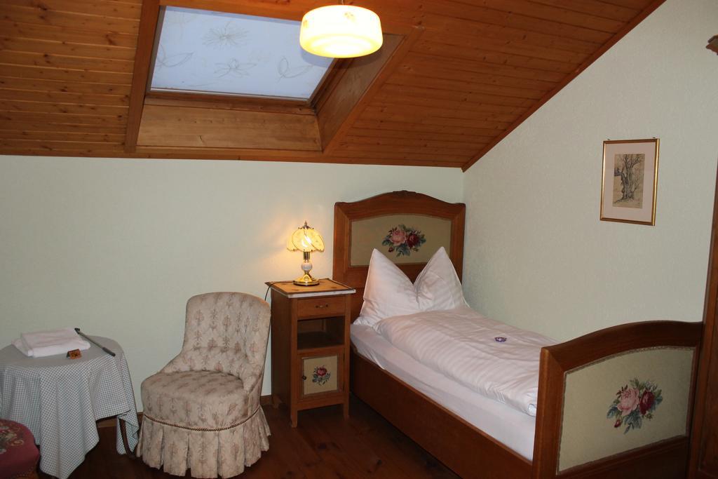 Hotel Rothorn Vintage-Style Sigriswil Habitación foto